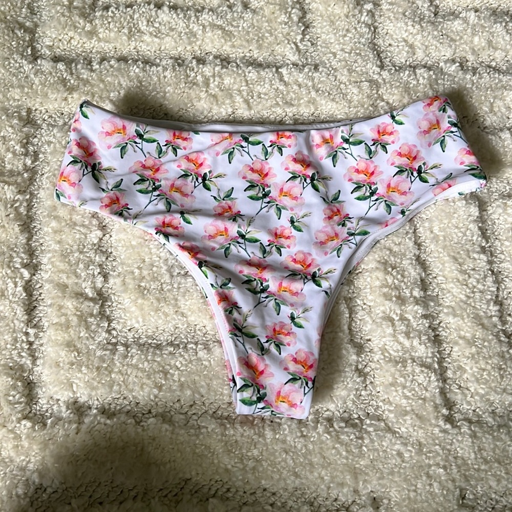 Bikini bottoms